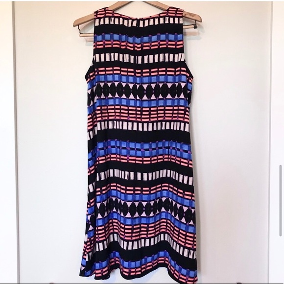 Halogen 🧡 Shift Dress Flowy Geometric Pattern - Picture 4 of 5